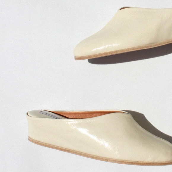 About Adrianne Bao Walk Slides - Picture 3 of 8